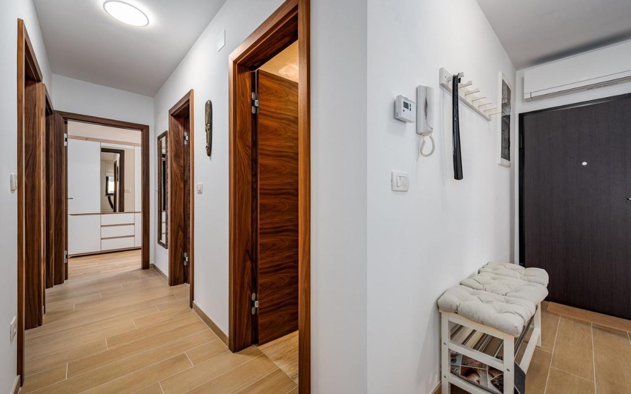 Punta Mary House With Apartment Umag Kültér fotó